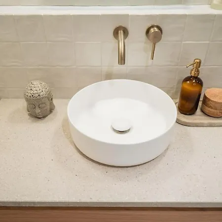 Apartman Miksa 13 *