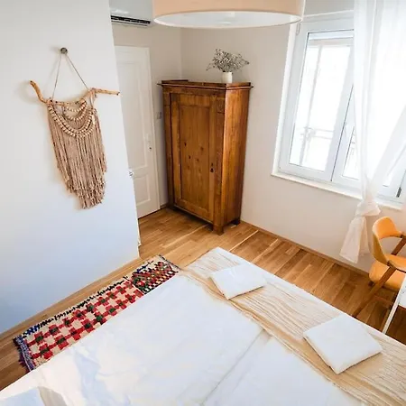 Apartament Miksa 13